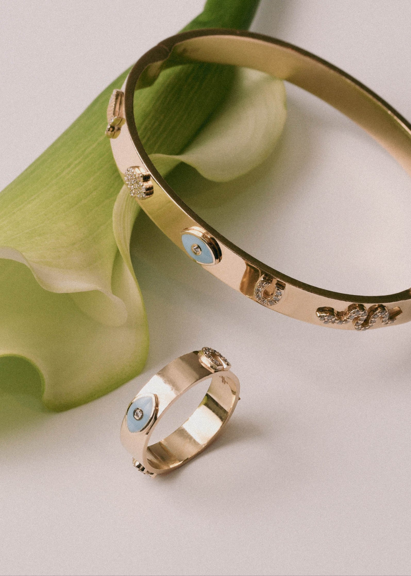 Henia Charms Ring