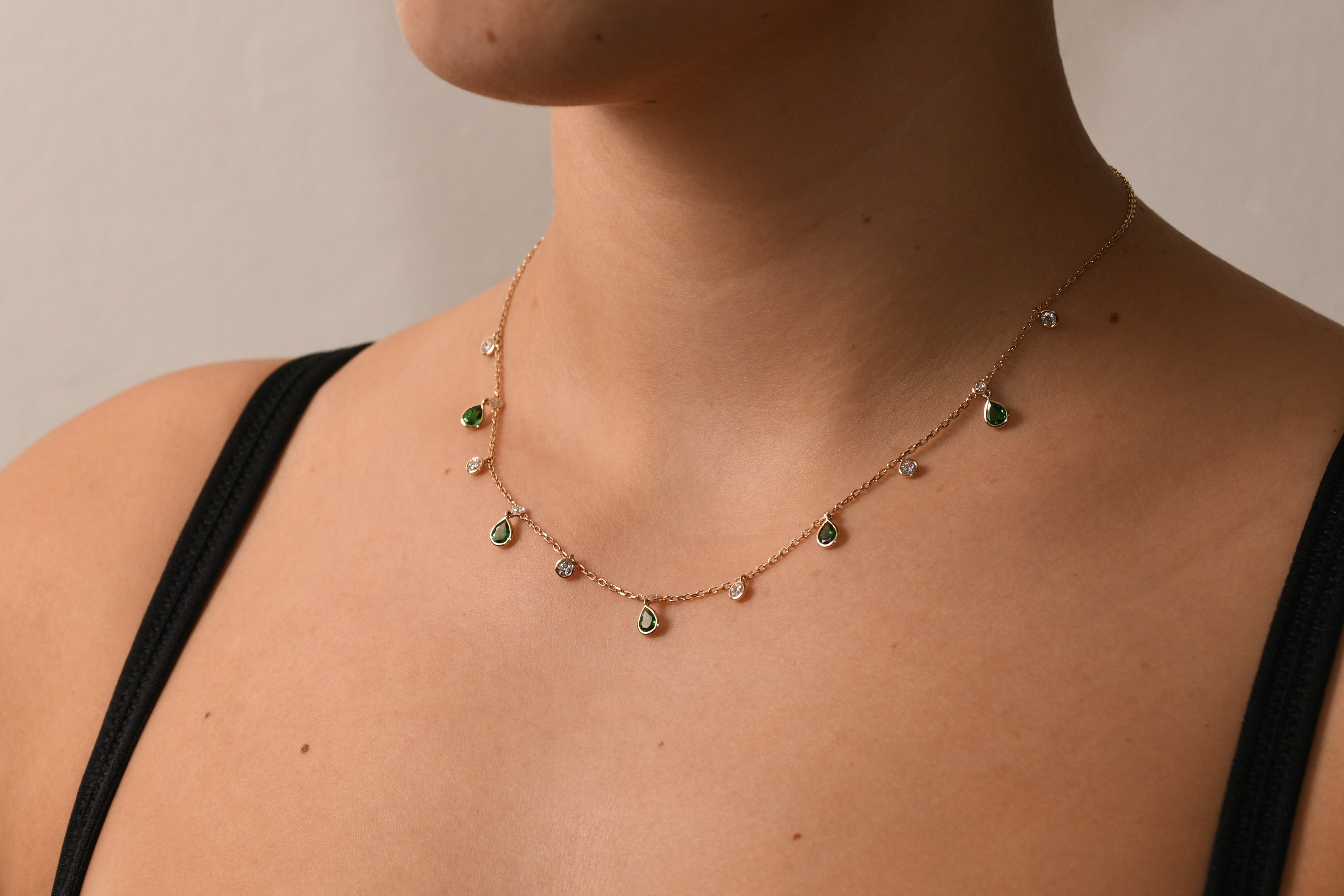 Graceful Drops Necklace